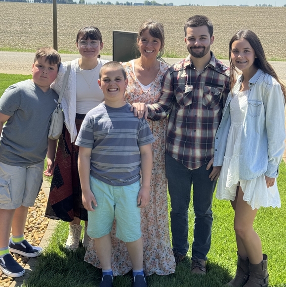 Meet your Posher, Gypsy & Grace - Picture 3 of 7